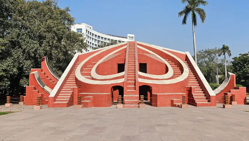 Jantar Mantar – Delhi Sightseeing